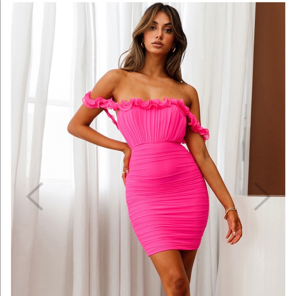 Selfie Leslie 💖 Senorita Off-Shoulder Mini Dress